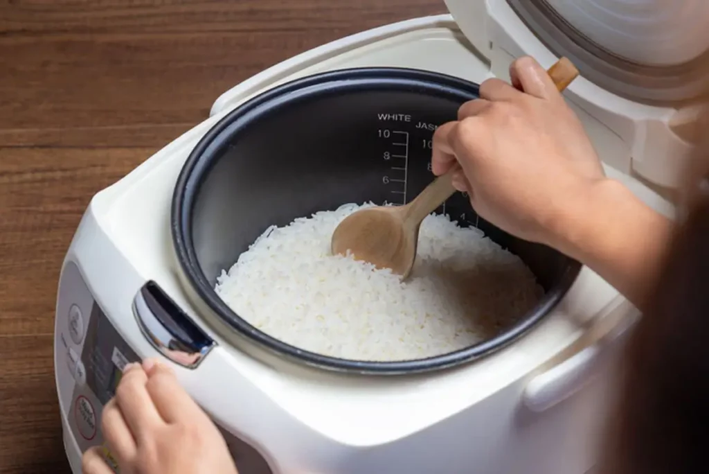 Cara Memasak Nasi Menggunakan Rice Cooker