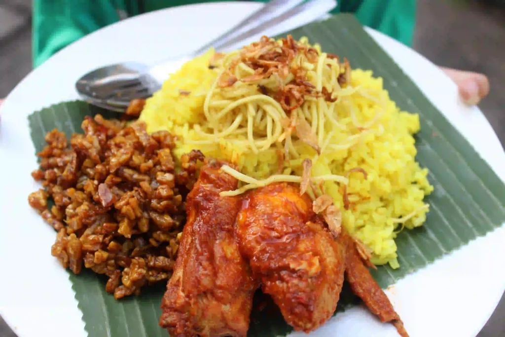 Nasi Kuning Kampung