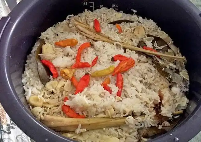 Nasi Liwet Teri Medan