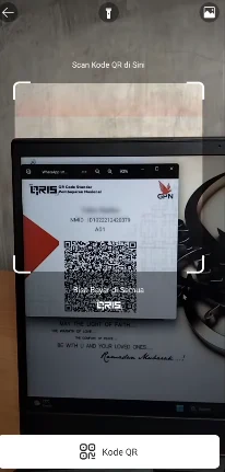 3. Arahkan Kamera ke QR Code Solaria