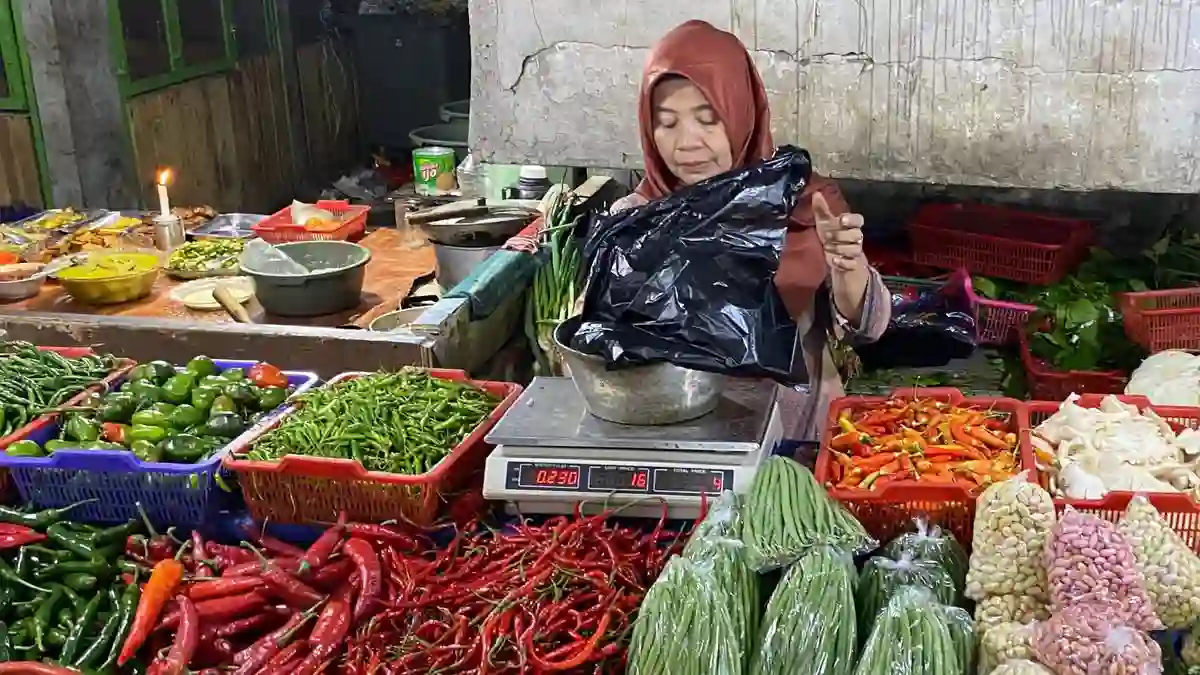 Harga Sayuran di Pasar Induk Kramat Jati Hari Ini