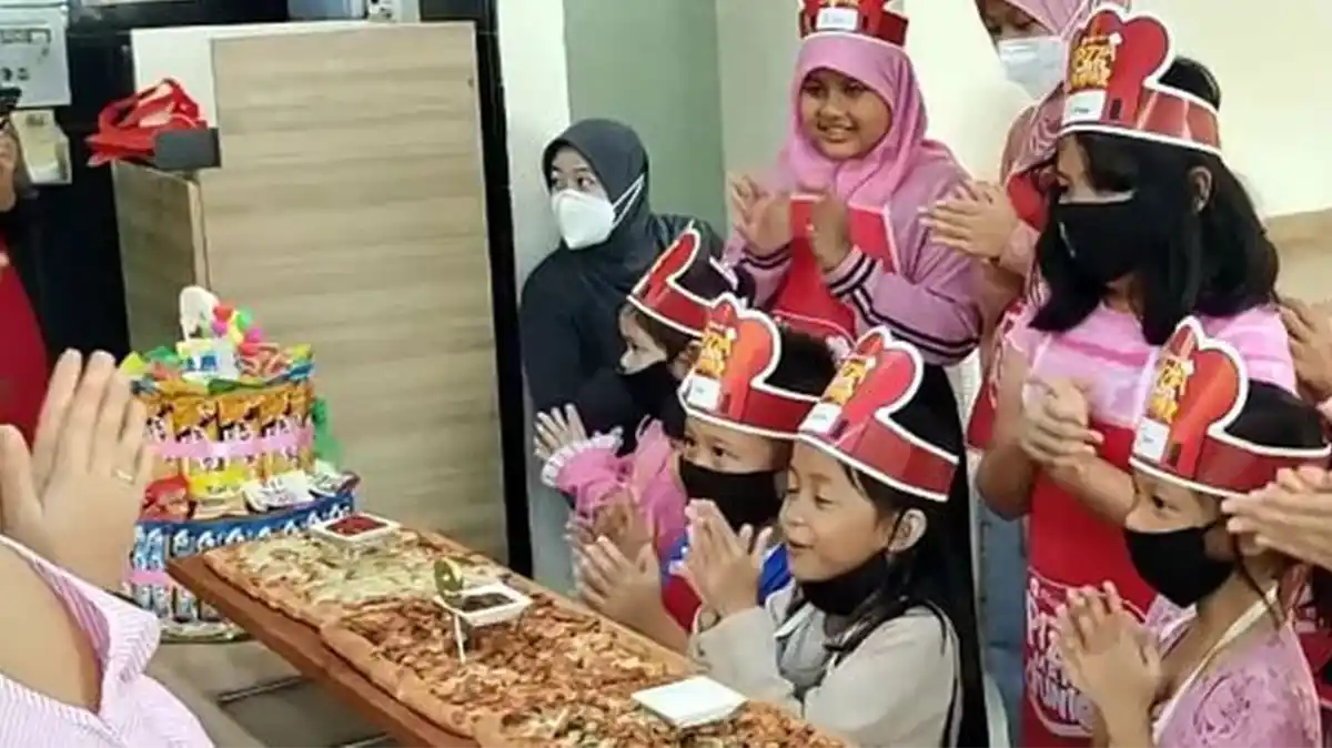 Fasilitas Paket Ulang Tahun di Pizza Hut