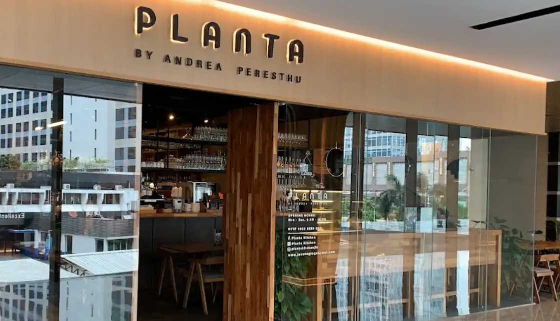 Planta Kitchen